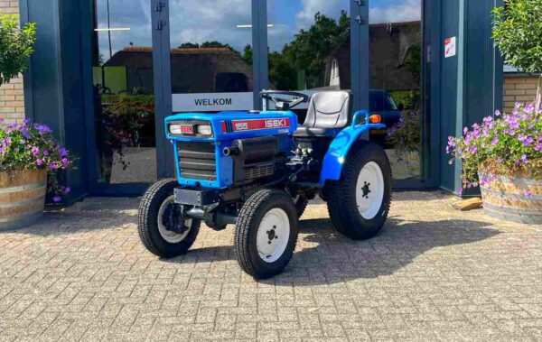 Iseki 155 met nieuwe gazonbanden - Afbeelding 11