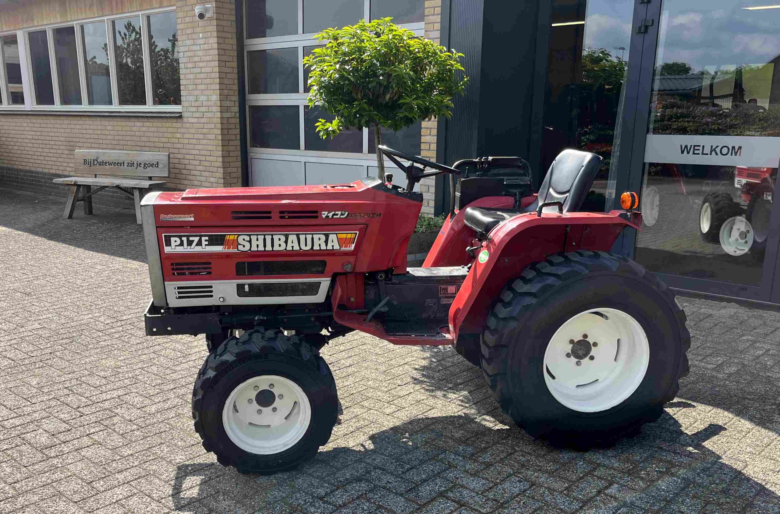 Shibaura P17F op brede terra banden - Afbeelding 3