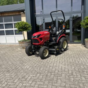 Yanmar SA 326 HST met middenmaaidek
