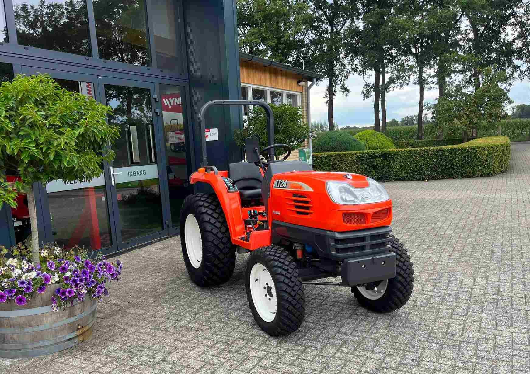 Kubota KT 24 met multifunctionele banden - Afbeelding 2