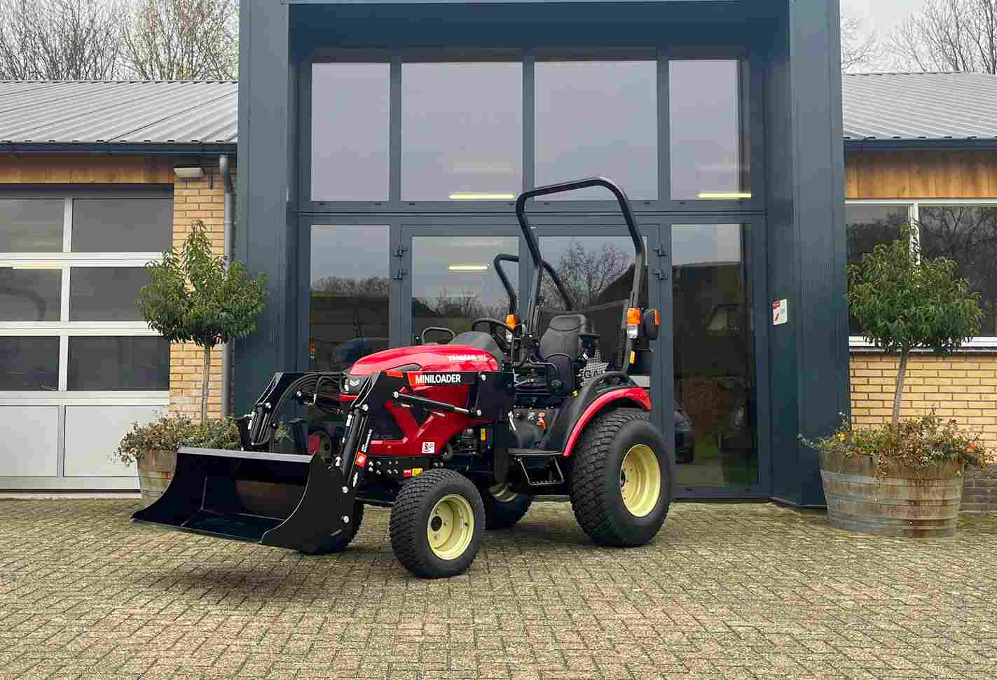 Yanmar SA 326 met Miniloader - Afbeelding 2