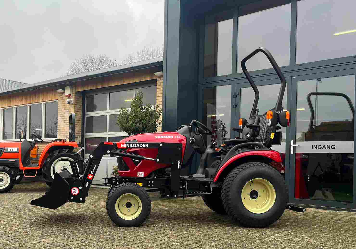 Yanmar SA 326 met Miniloader - Afbeelding 3