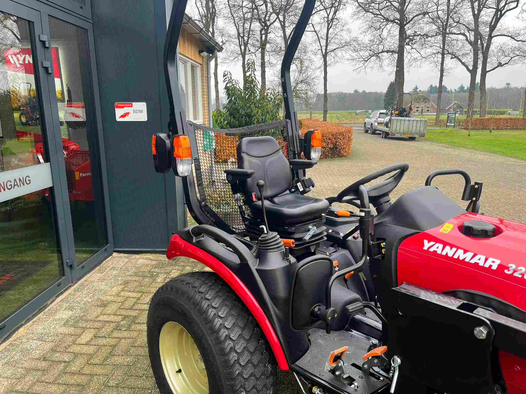 Yanmar SA 326 met Miniloader - Afbeelding 5