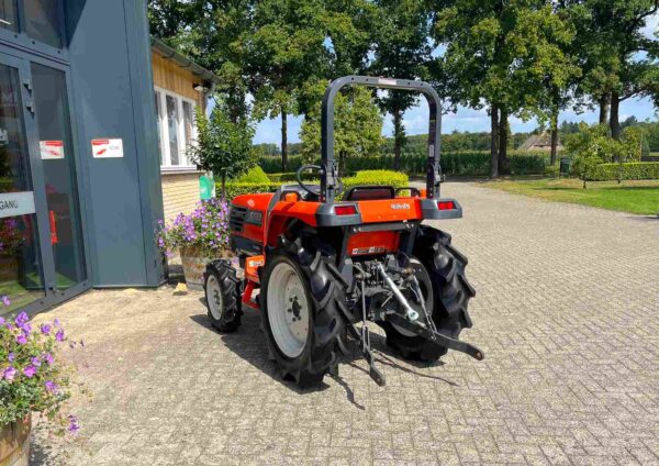Kubota GT 23 HST - Afbeelding 10