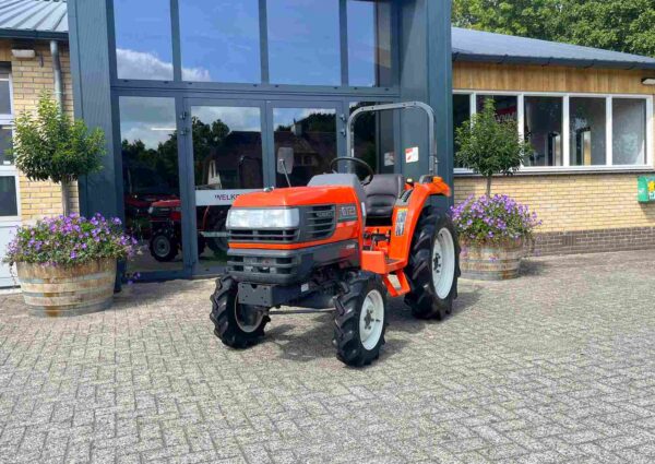Kubota GT 23 HST - Afbeelding 7