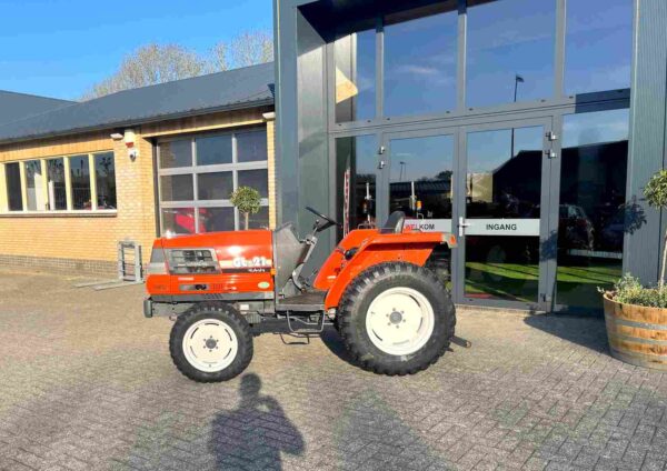 Kubota GL 21 full powershift met brede gazonbanden - Afbeelding 2