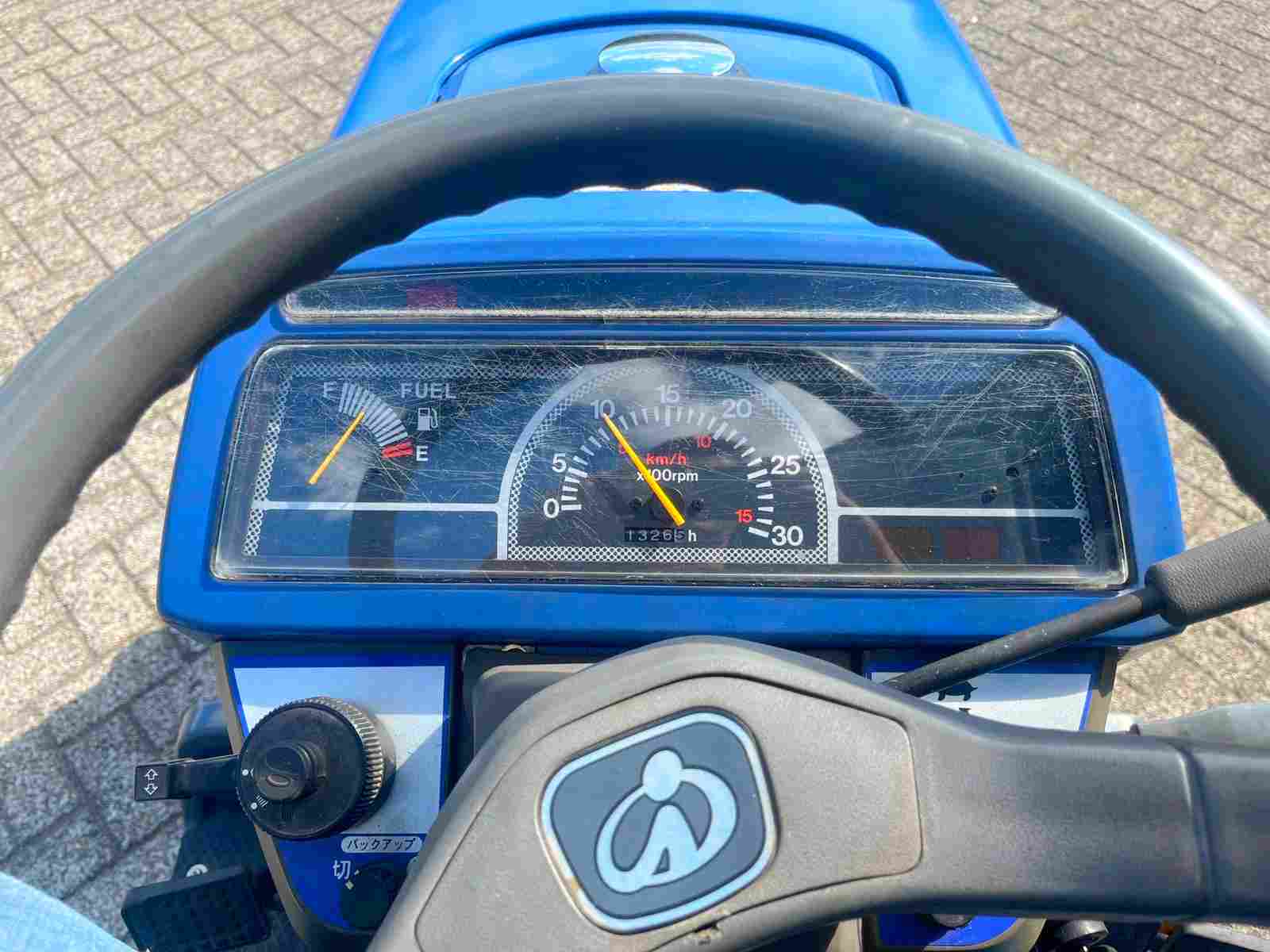 iseki TM 170 met kenteken op terrabanden - Afbeelding 9