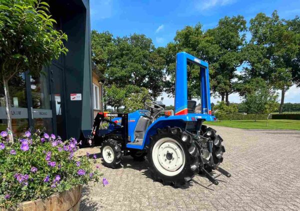 Iseki Sial 17 met miniloader voorlader - Afbeelding 11