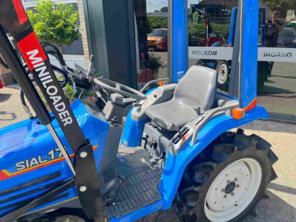 Iseki Sial 17 met miniloader voorlader - Afbeelding 4
