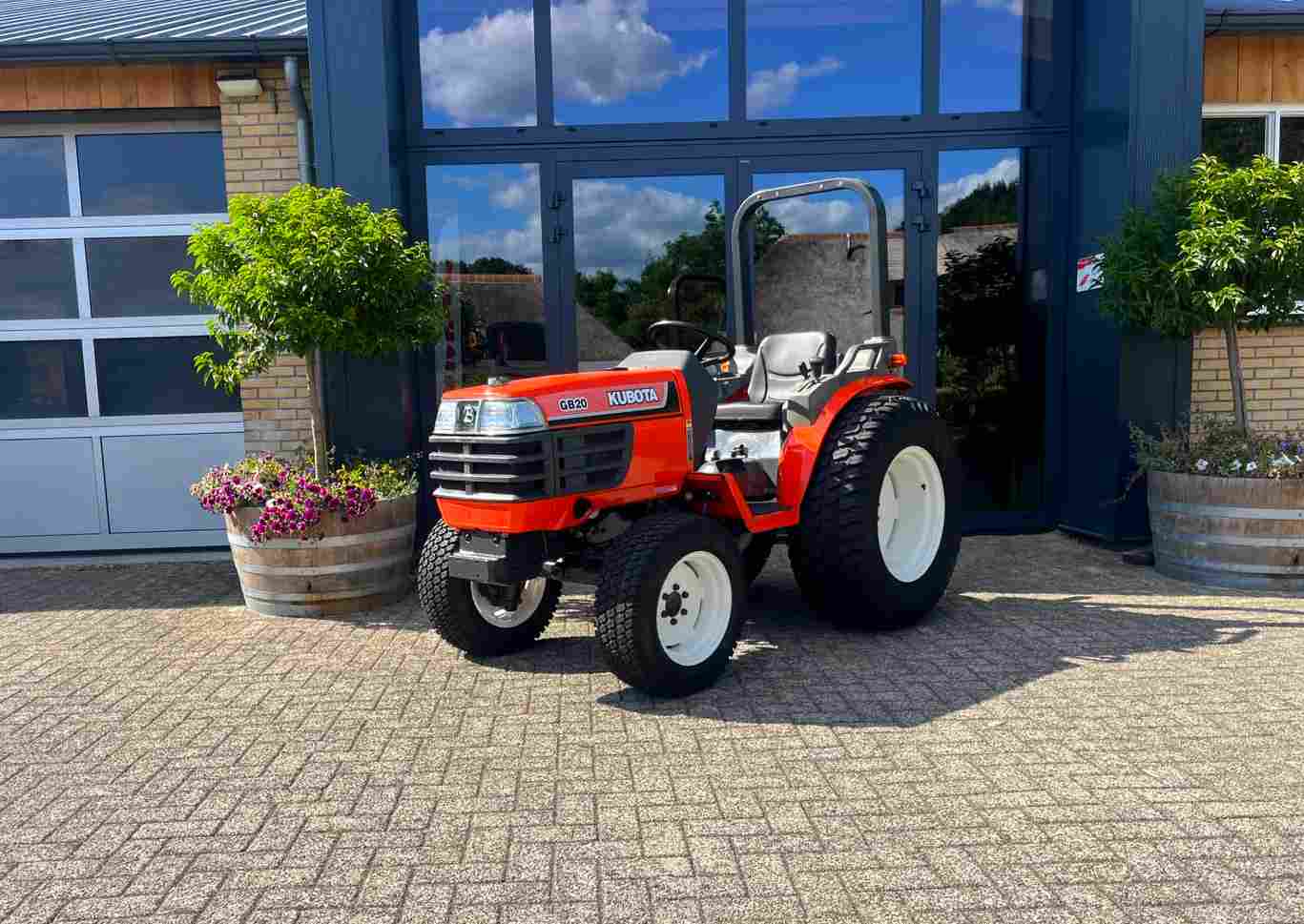 Kubota GB20 met gazonbanden - Afbeelding 7