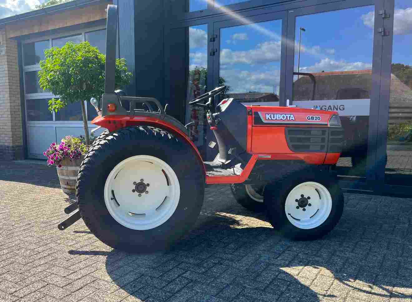 Kubota GB20 met gazonbanden - Afbeelding 6