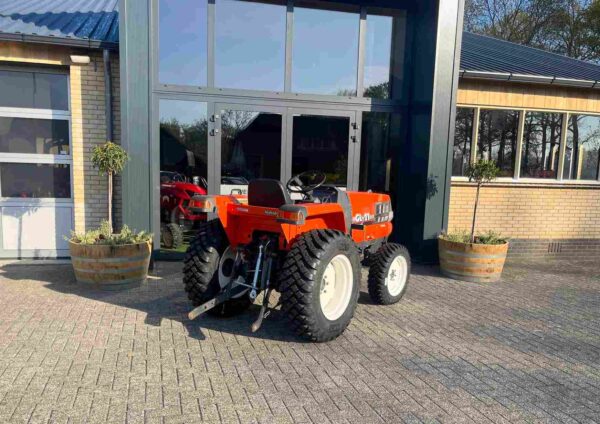 Kubota GL 21 full powershift met brede gazonbanden - Afbeelding 8