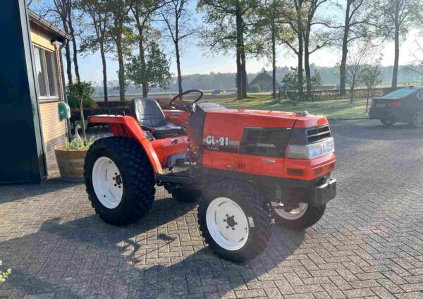 Kubota GL 21 full powershift met brede gazonbanden - Afbeelding 11