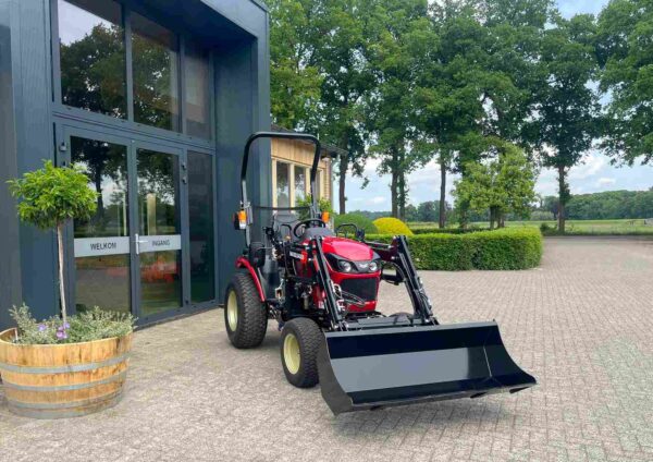 Yanmar SA 326 met Maxiloader - Afbeelding 3