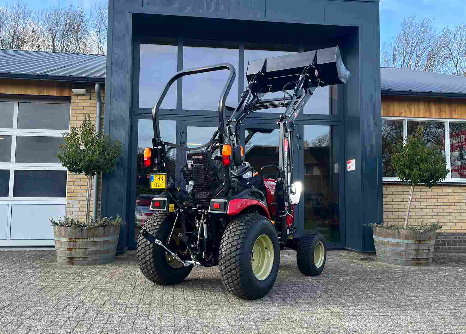 jong gebruikte Yanmar SA 424 met Maxiloader - Afbeelding 9