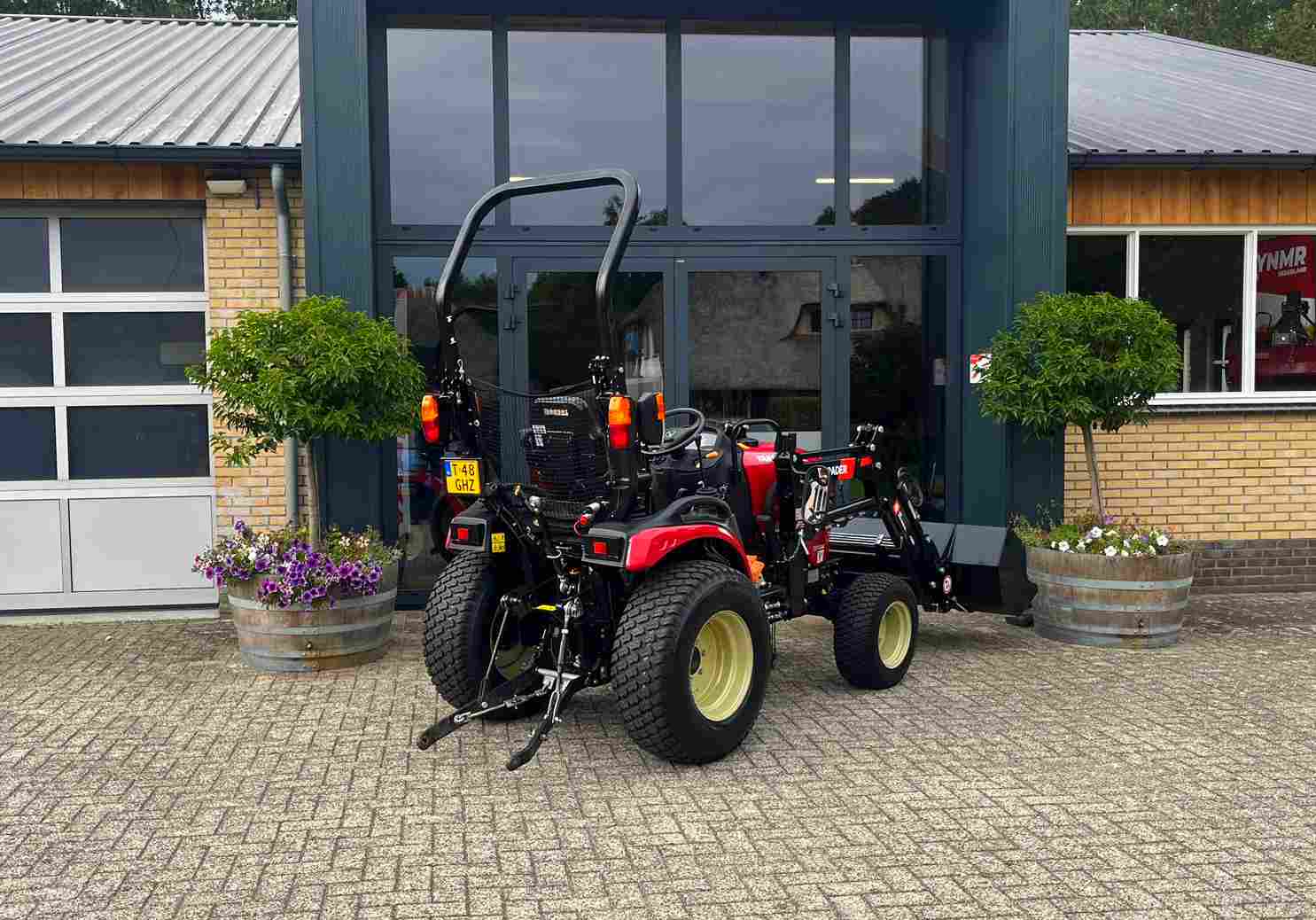 jong gebruikte Yanmar SA 424 met Maxiloader - Afbeelding 8