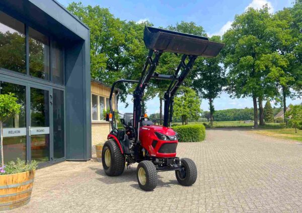 jong gebruikte Yanmar SA 424 met Maxiloader - Afbeelding 6