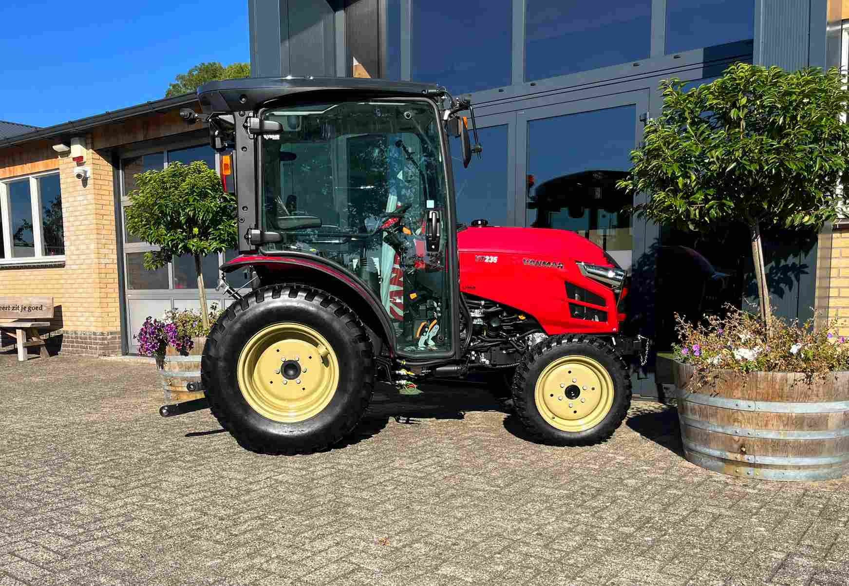 Yanmar YT 235 HST met cabine - Afbeelding 18