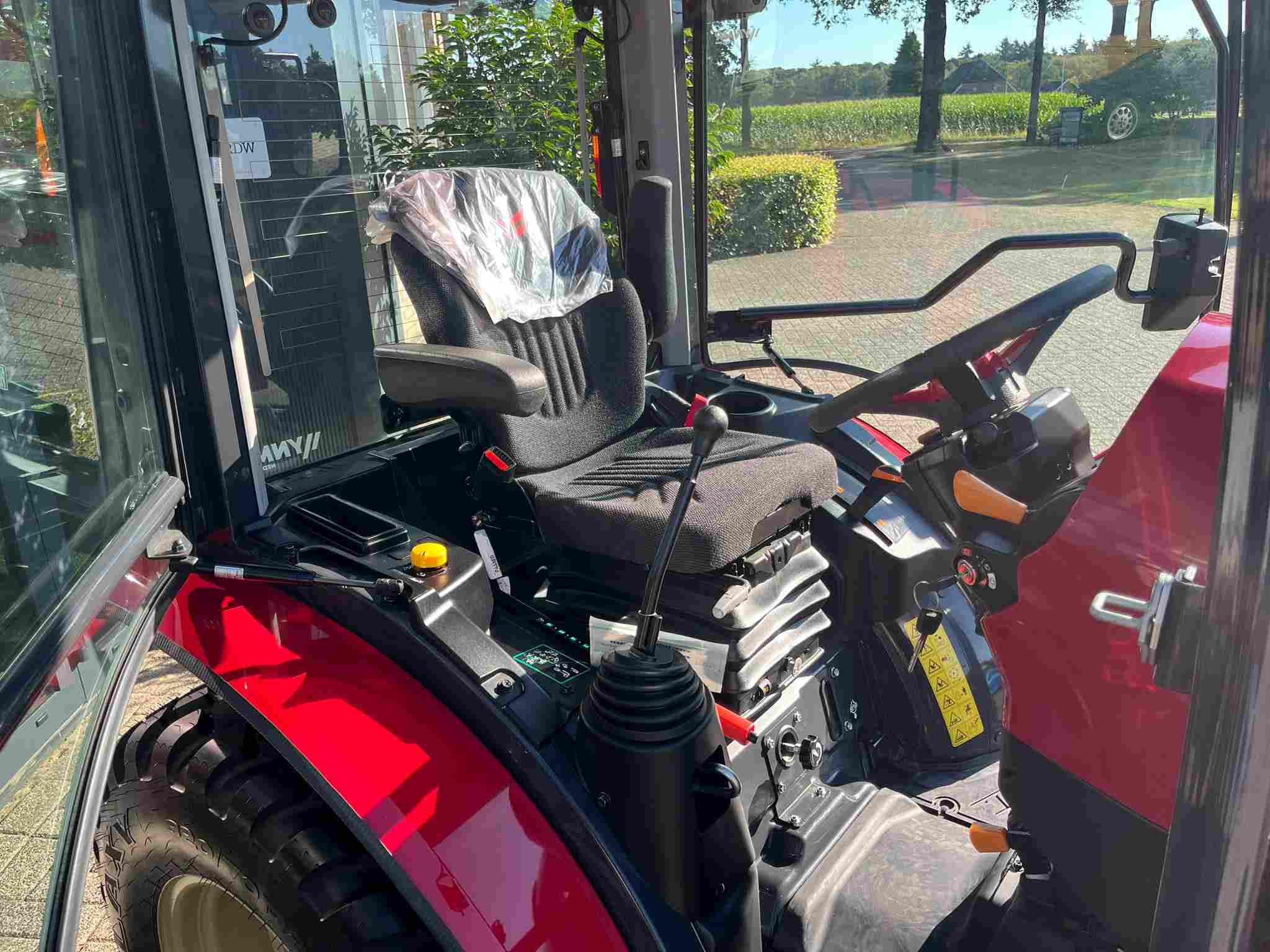 Yanmar YT 235 HST met cabine - Afbeelding 6