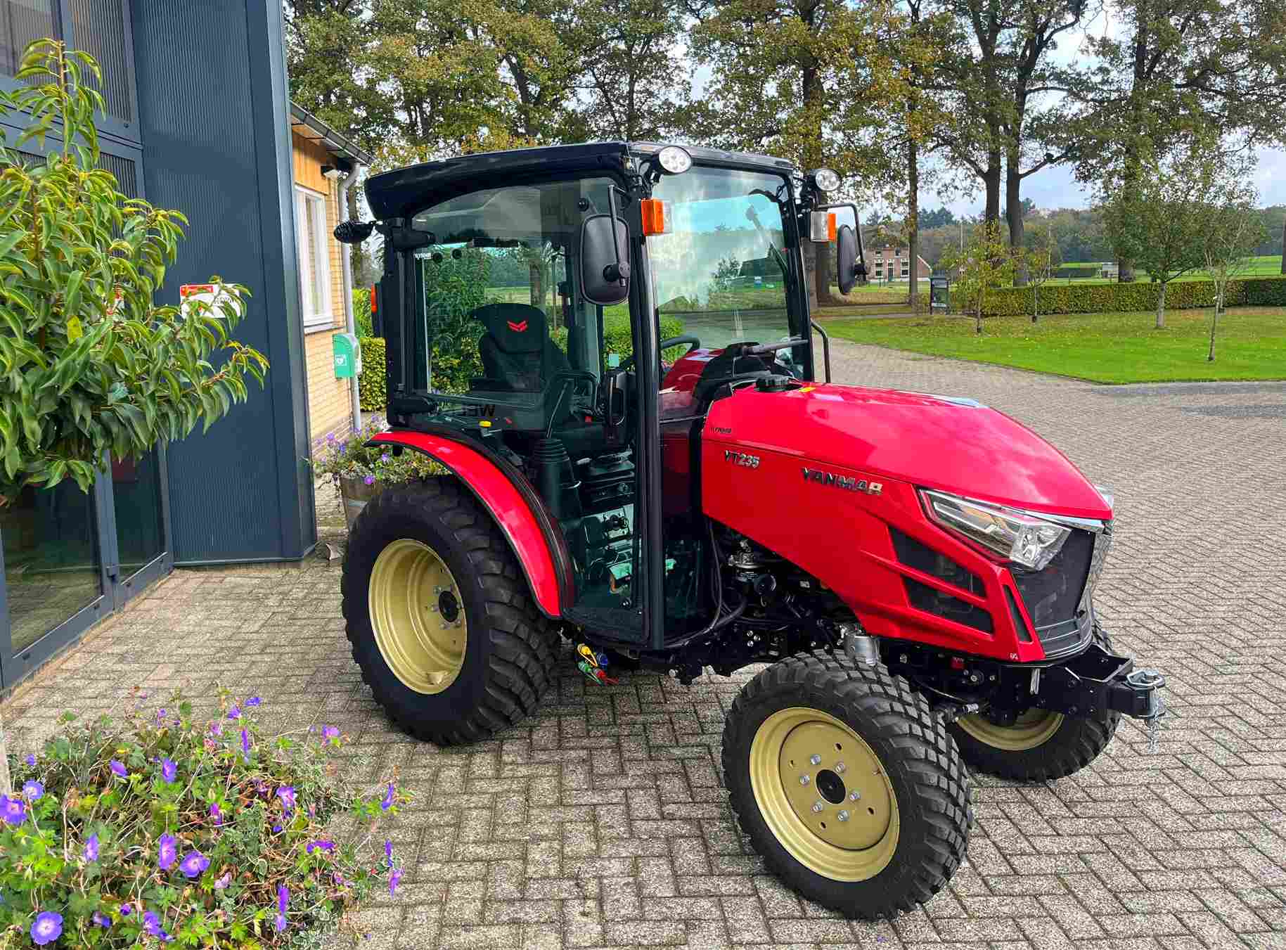 Demo Yanmar YT 235 HST met cabine - Afbeelding 3
