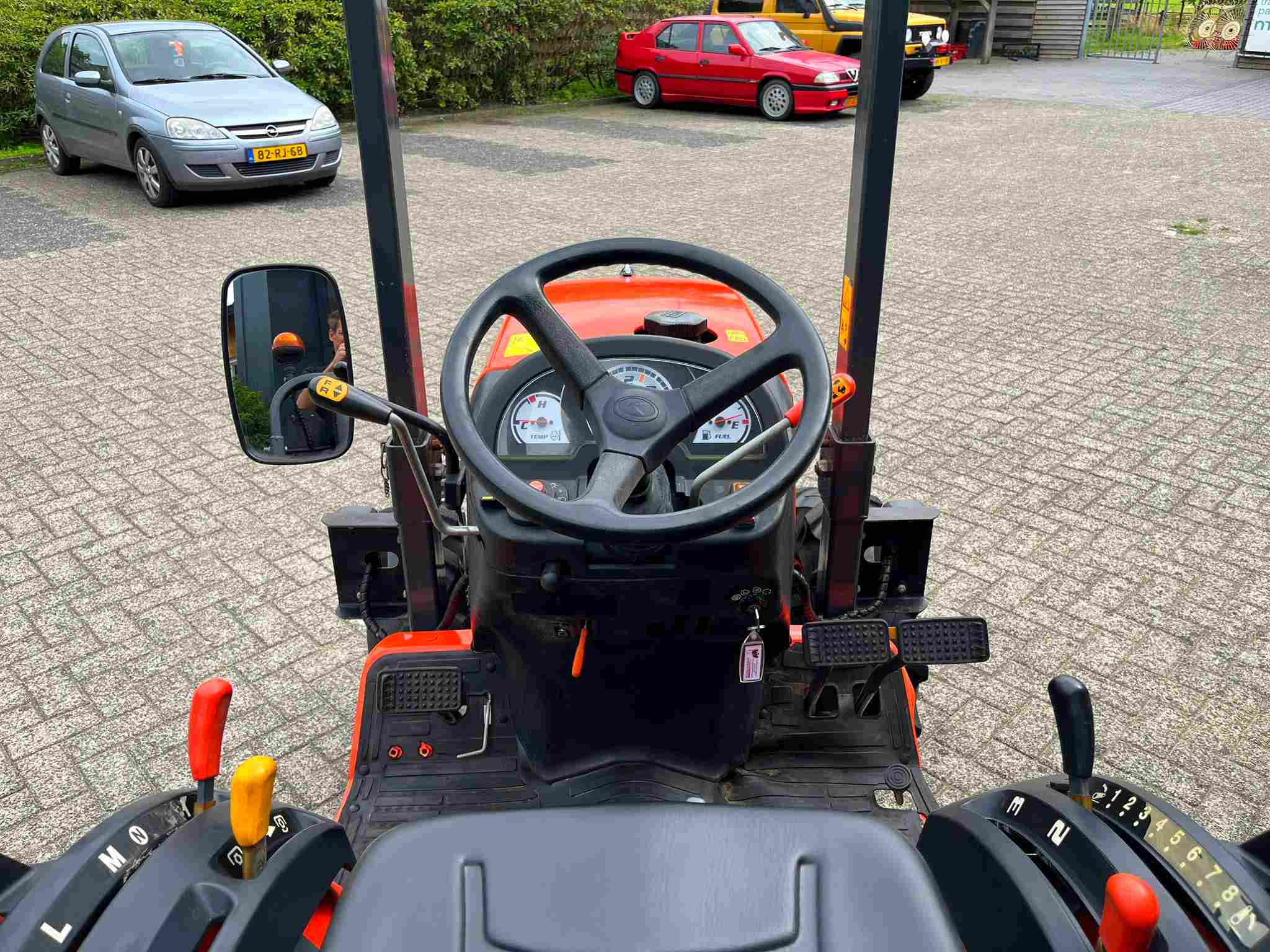 Kubota B2530, robuuste trekker! - Afbeelding 4