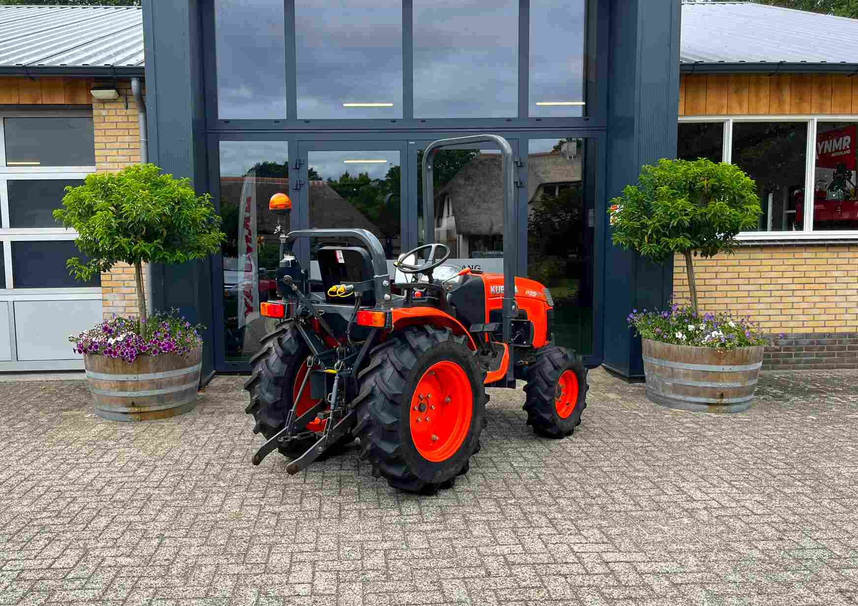 Kubota B2530, robuuste trekker! - Afbeelding 6