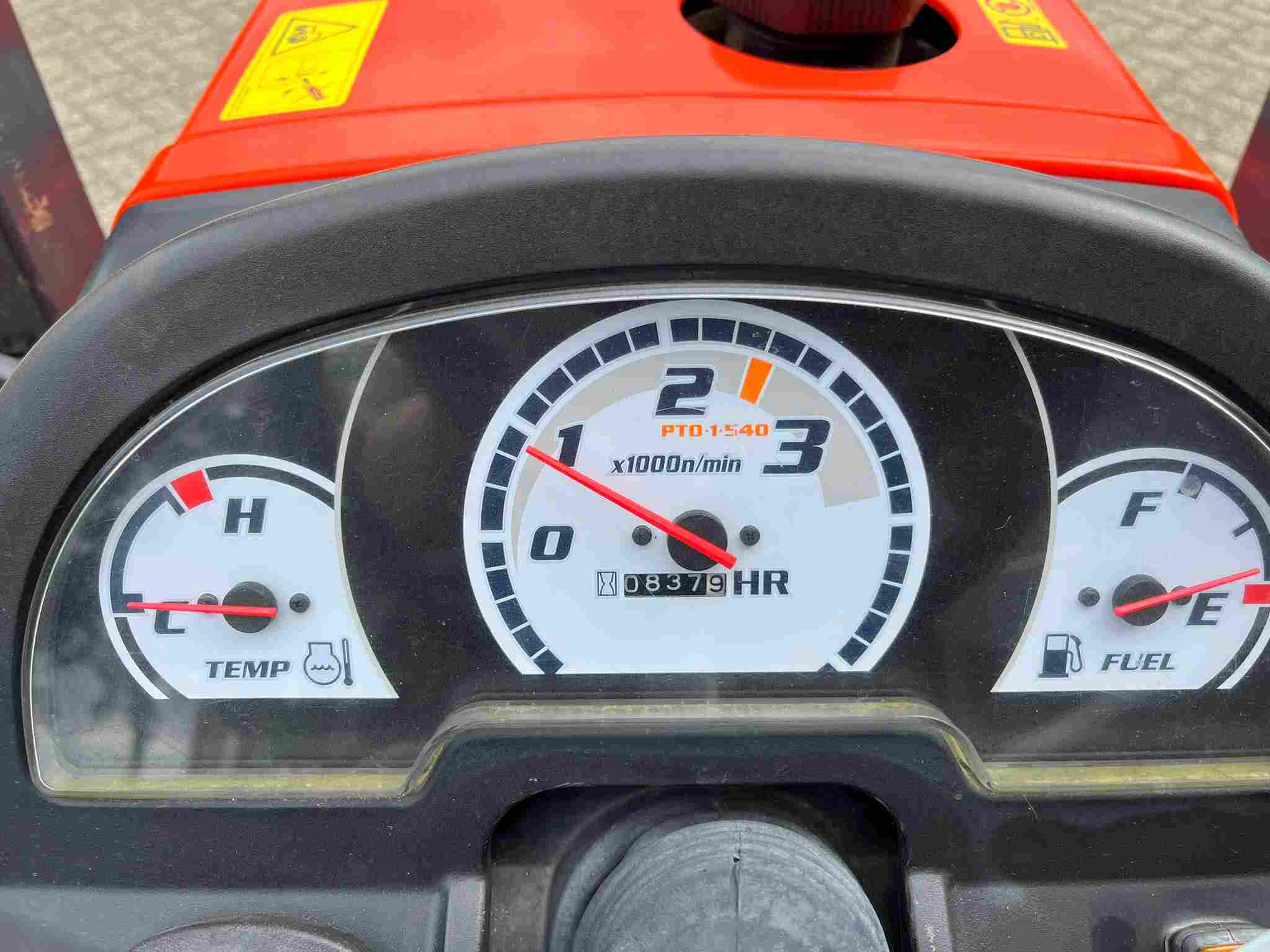 Kubota B2530, robuuste trekker! - Afbeelding 8