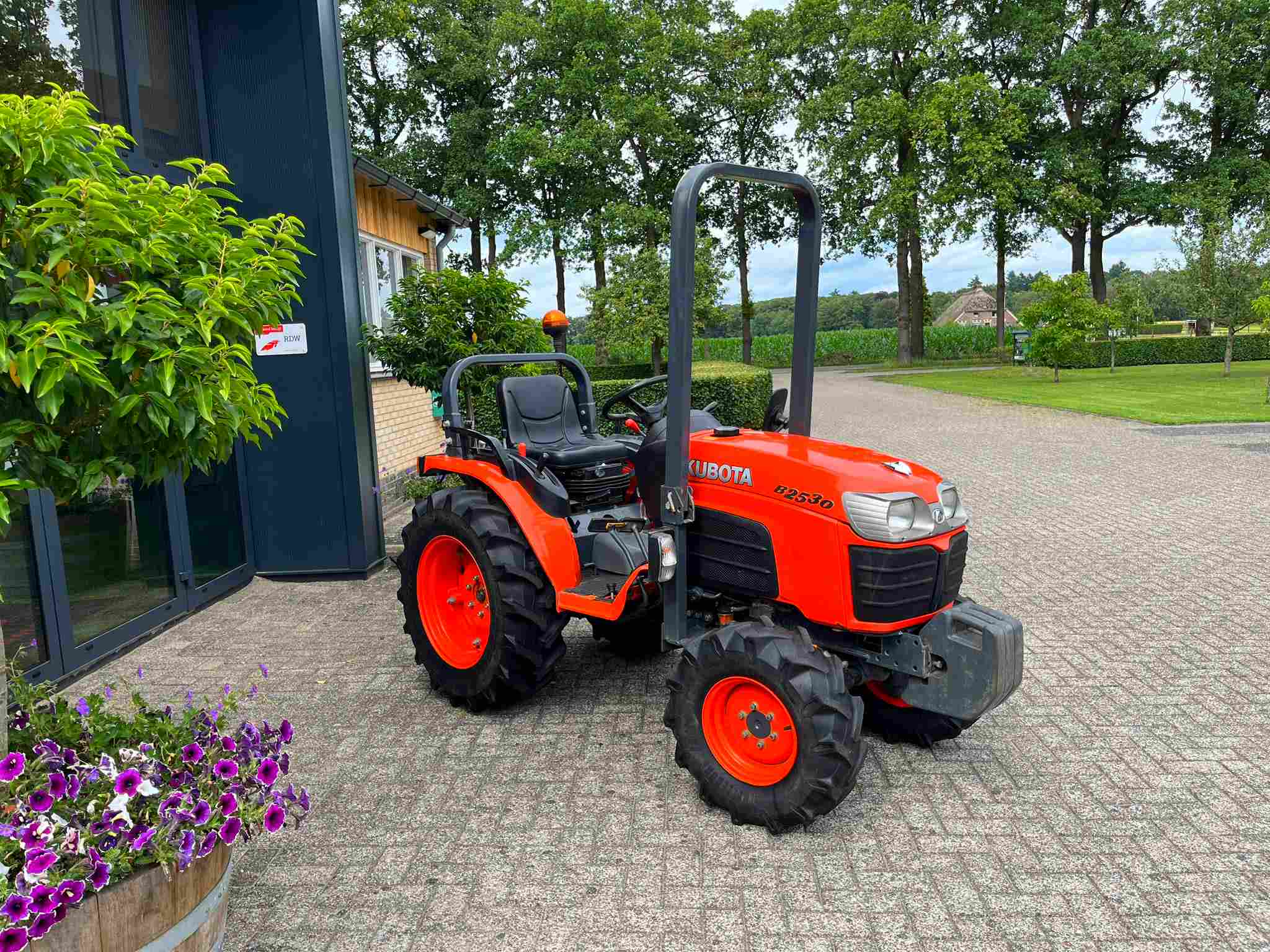 Kubota B2530, robuuste trekker! - Afbeelding 10