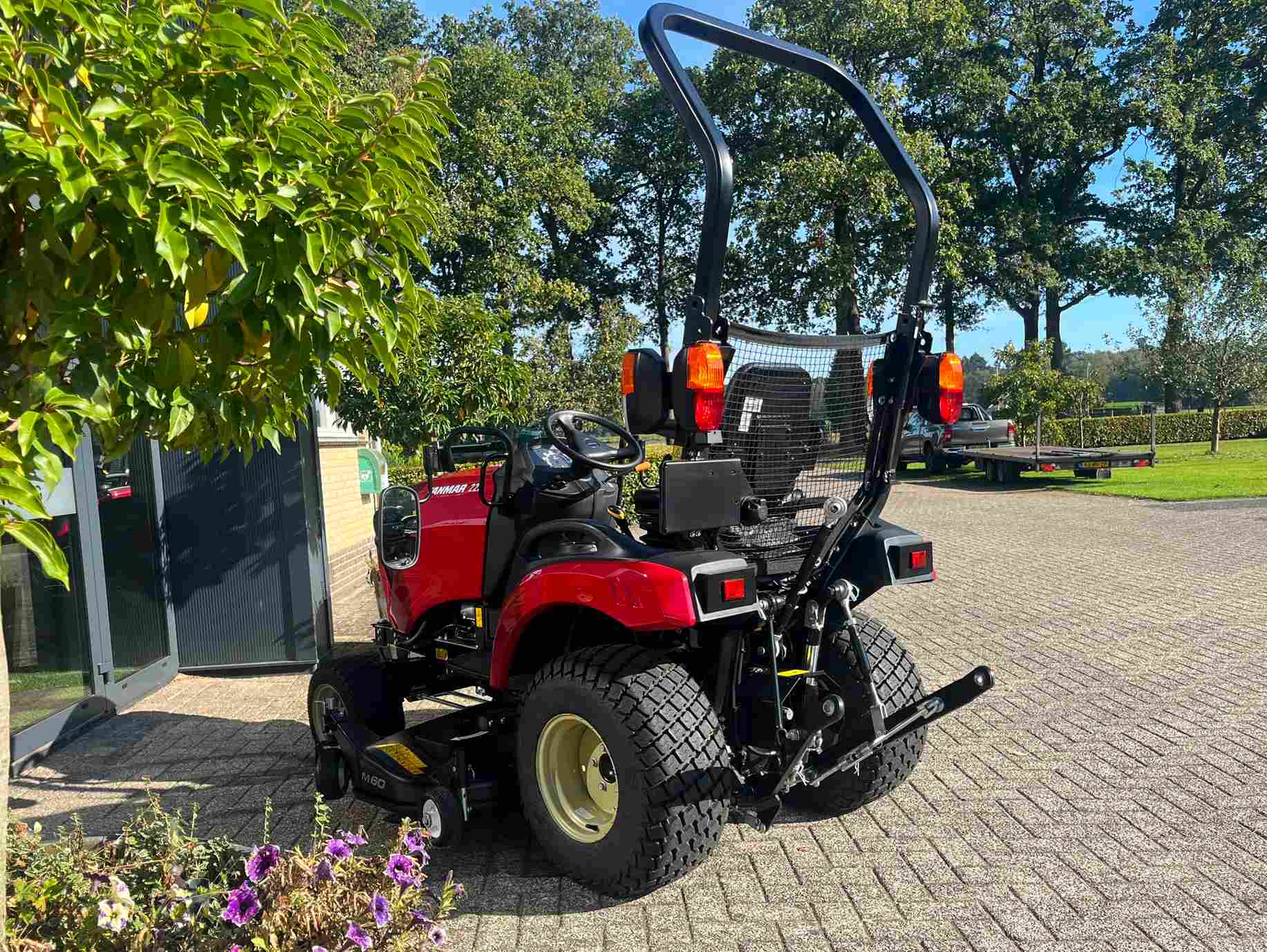 Demo Yanmar 222 HST met middenmaaidek - Afbeelding 13
